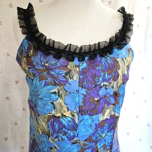 Size M Retro Shift Dress Ruffled Trim Vintage Fabric NWT - Picture 3 of 9